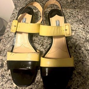 Prada leather sandals sz39.